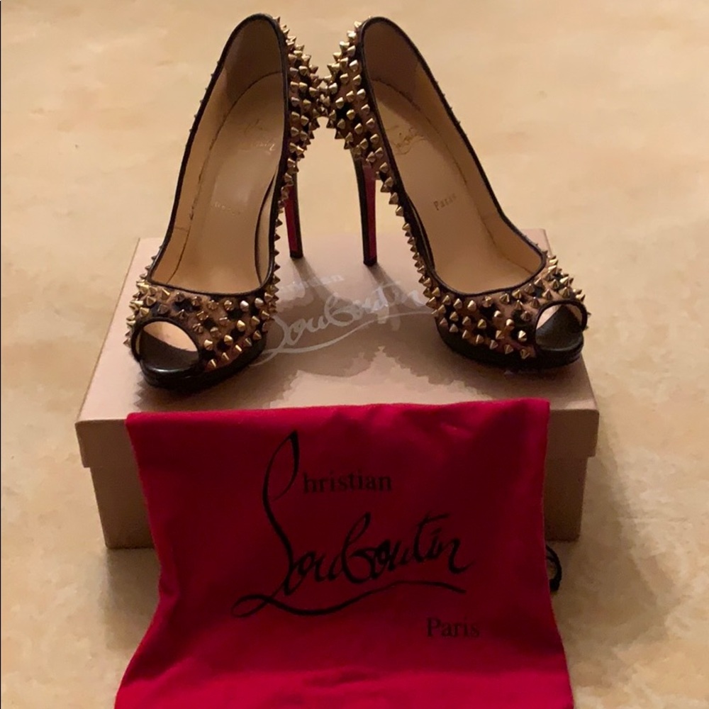Stunning Yolanda spiked Louboutin 🤩